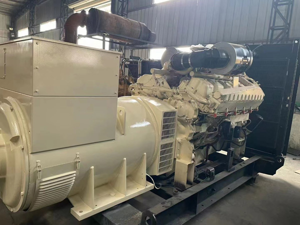 1100kw发电机组 (1)